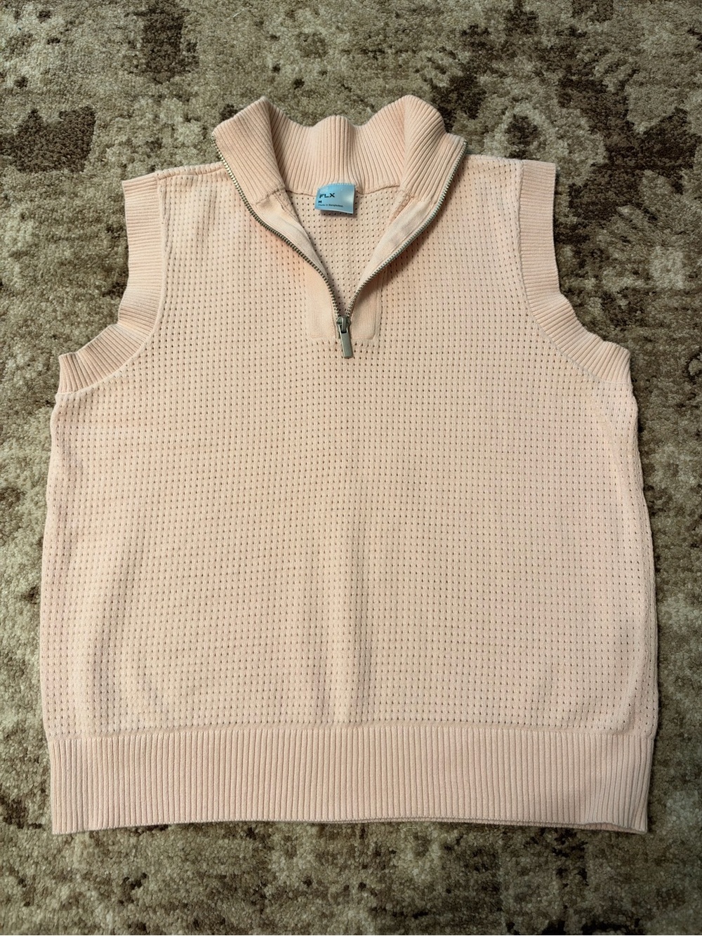 Sleeveless Quarter Zip Knit Sweater Vest - Light Pink Size Medium